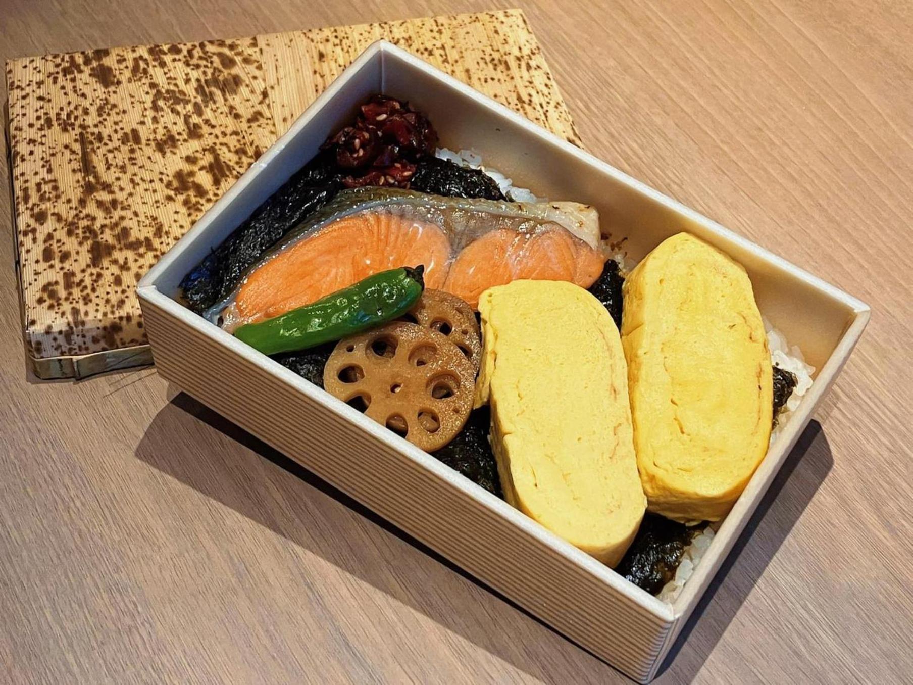 Garner Hotel Osaka Honmachi Station By Ihg מראה חיצוני תמונה